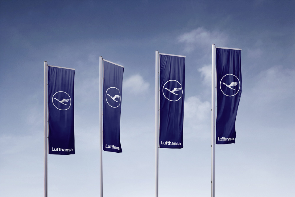 Flagi z logo Lufthansa